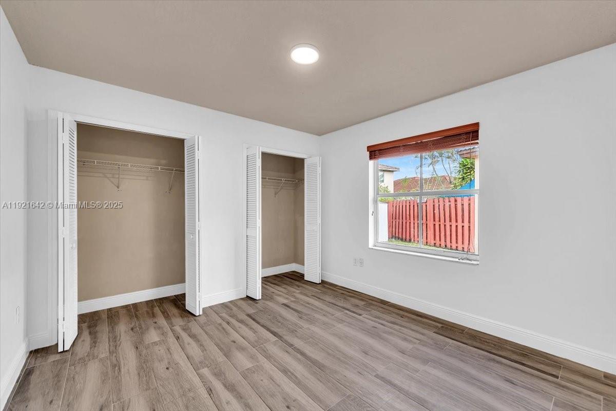 LAGO MAR WEST - Residential