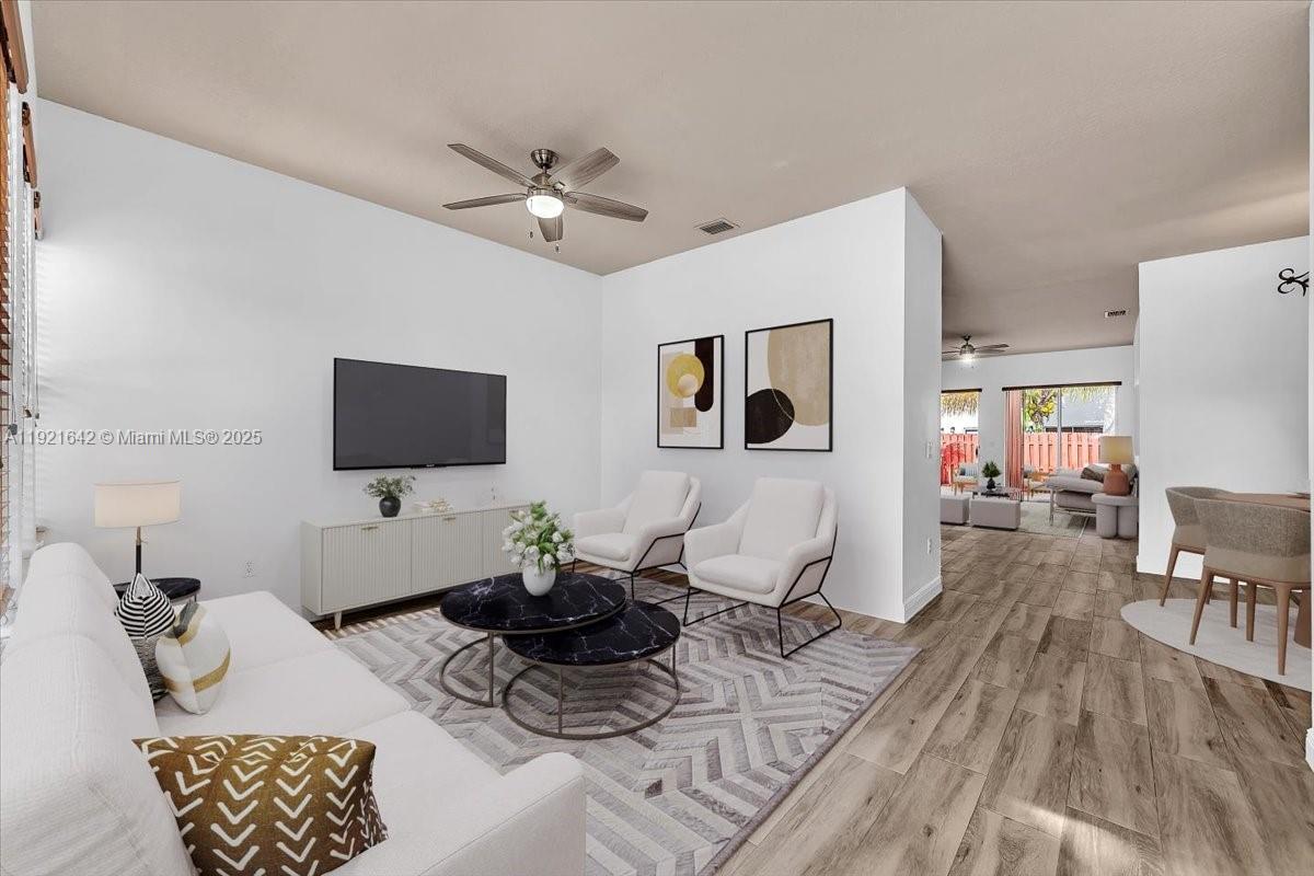 LAGO MAR WEST - Residential