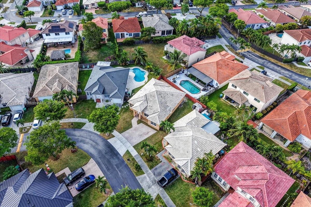 LAGO MAR WEST - Residential