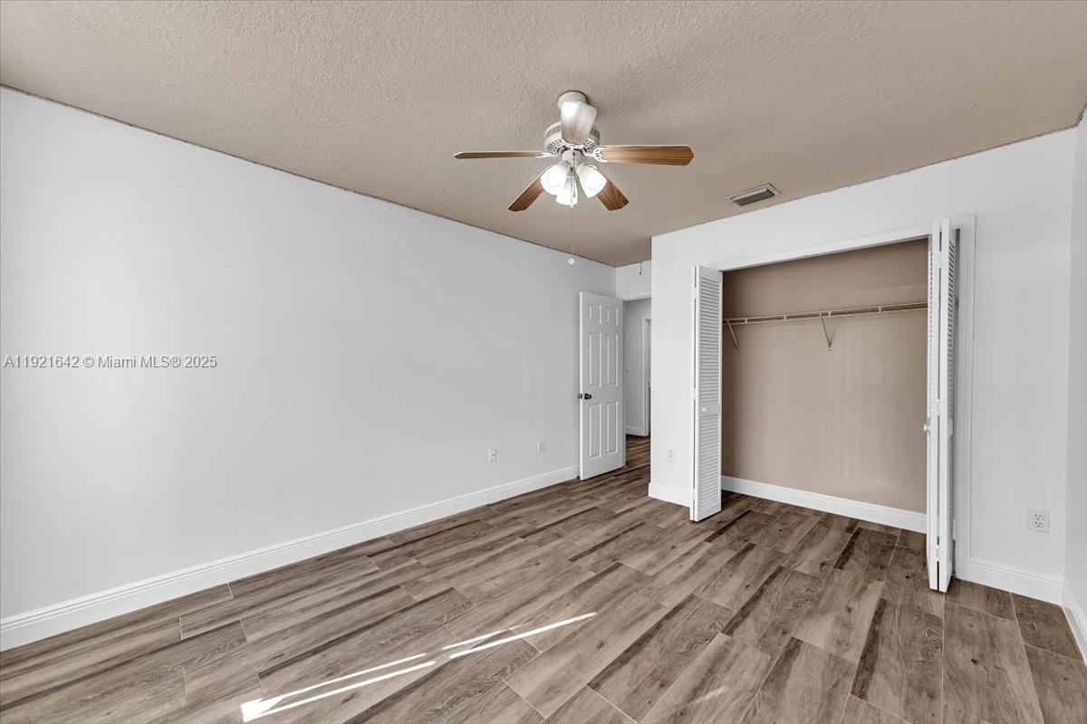 LAGO MAR WEST - Residential