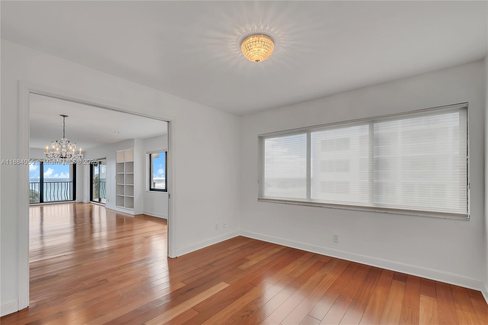 GALERIA CONDO - Residential Lease