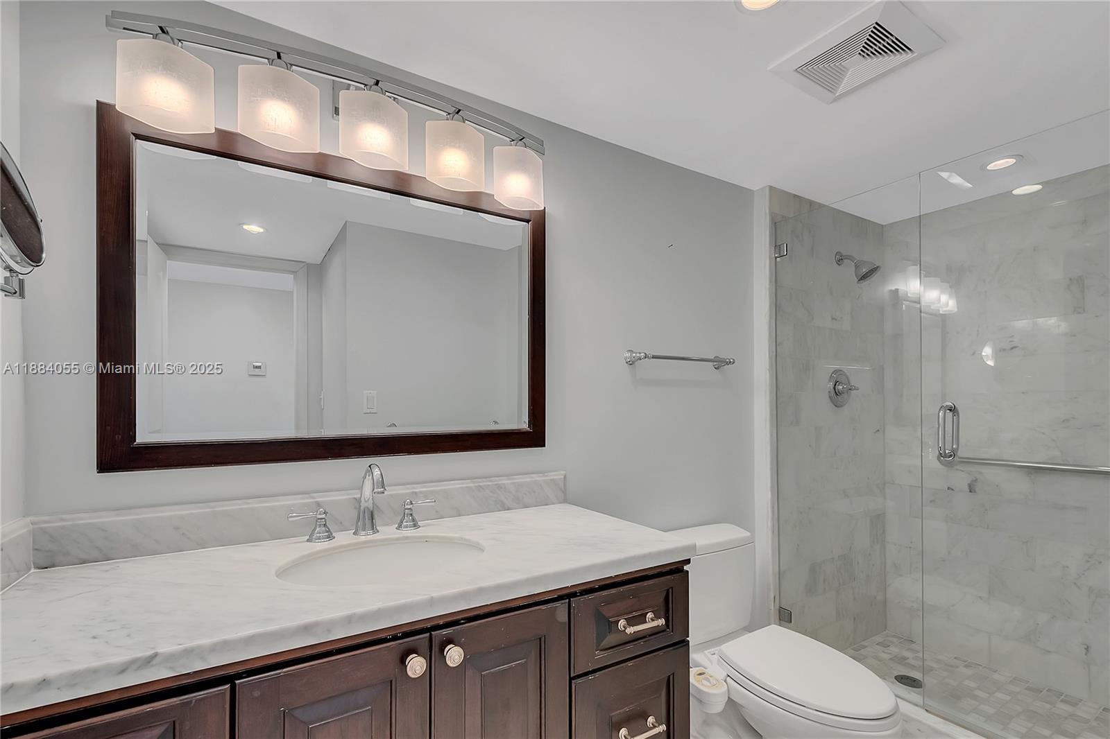 GALERIA CONDO - Residential Lease
