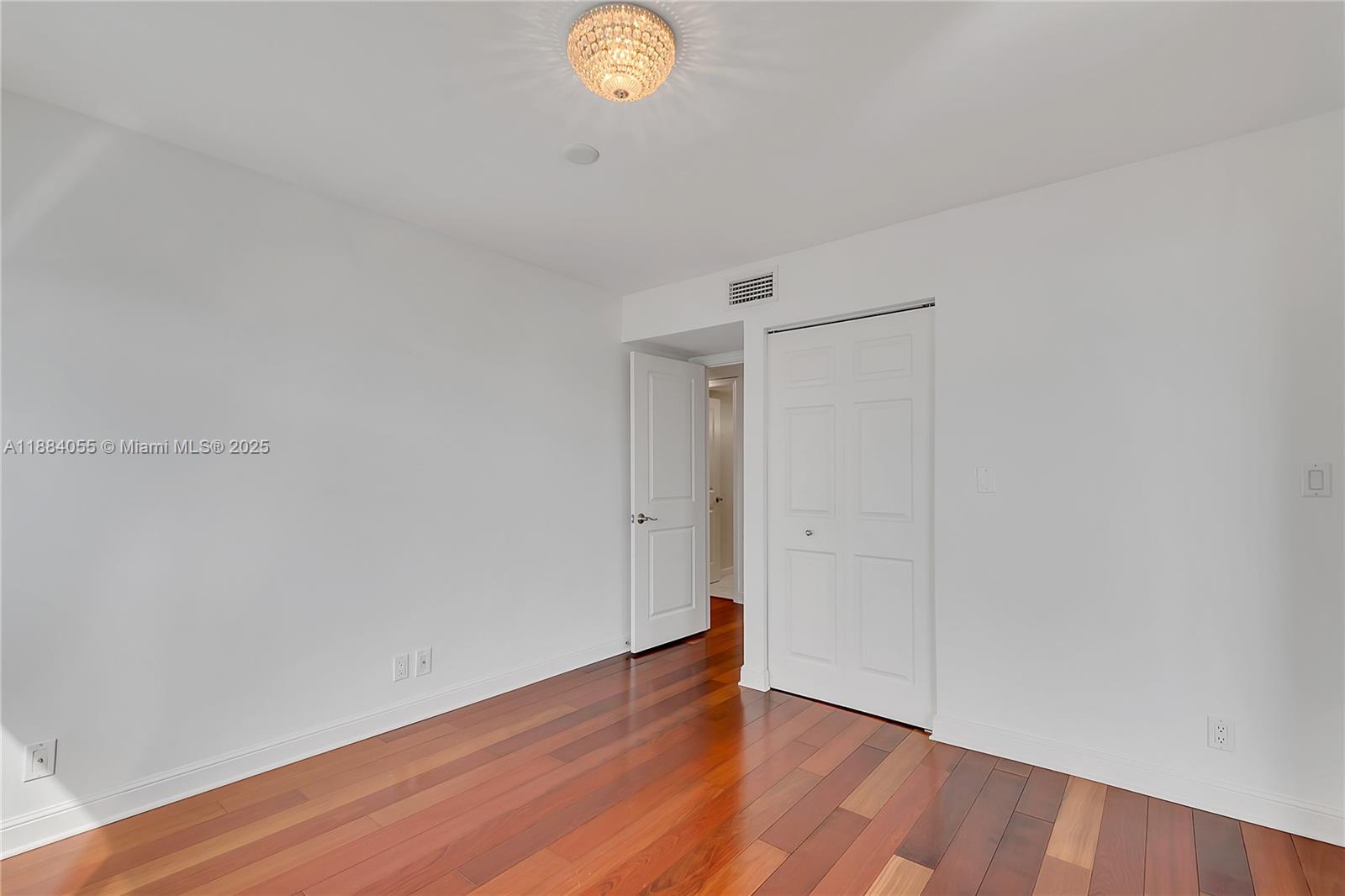 GALERIA CONDO - Residential Lease