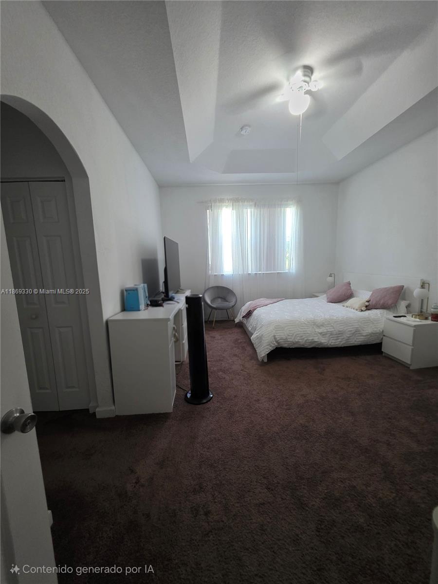 COURTS AT TUSCANY - Residential