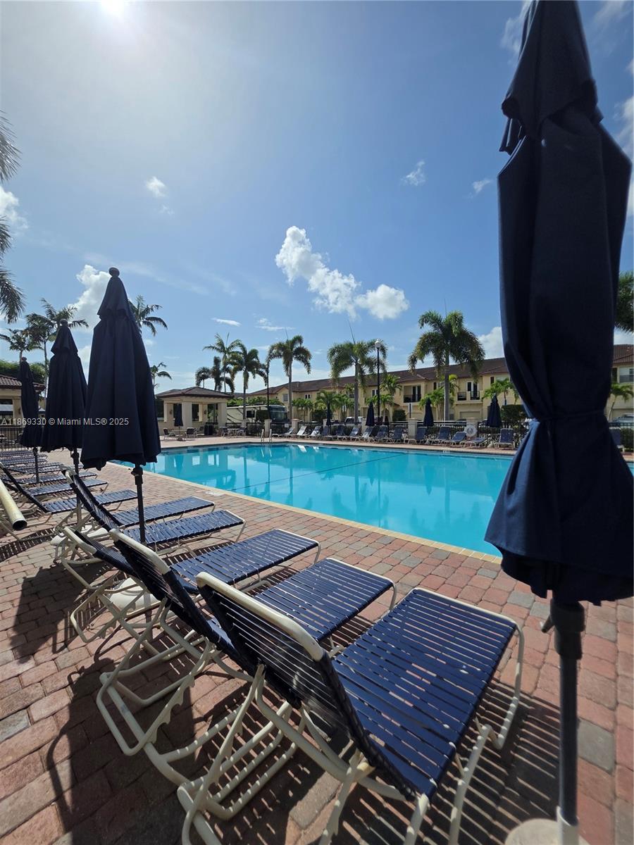 COURTS AT TUSCANY - Residential