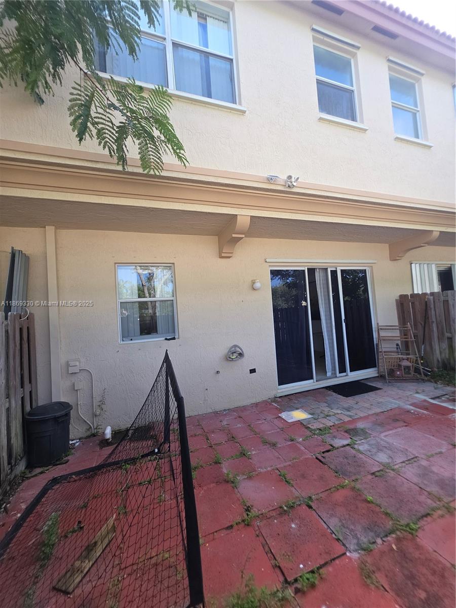 COURTS AT TUSCANY - Residential