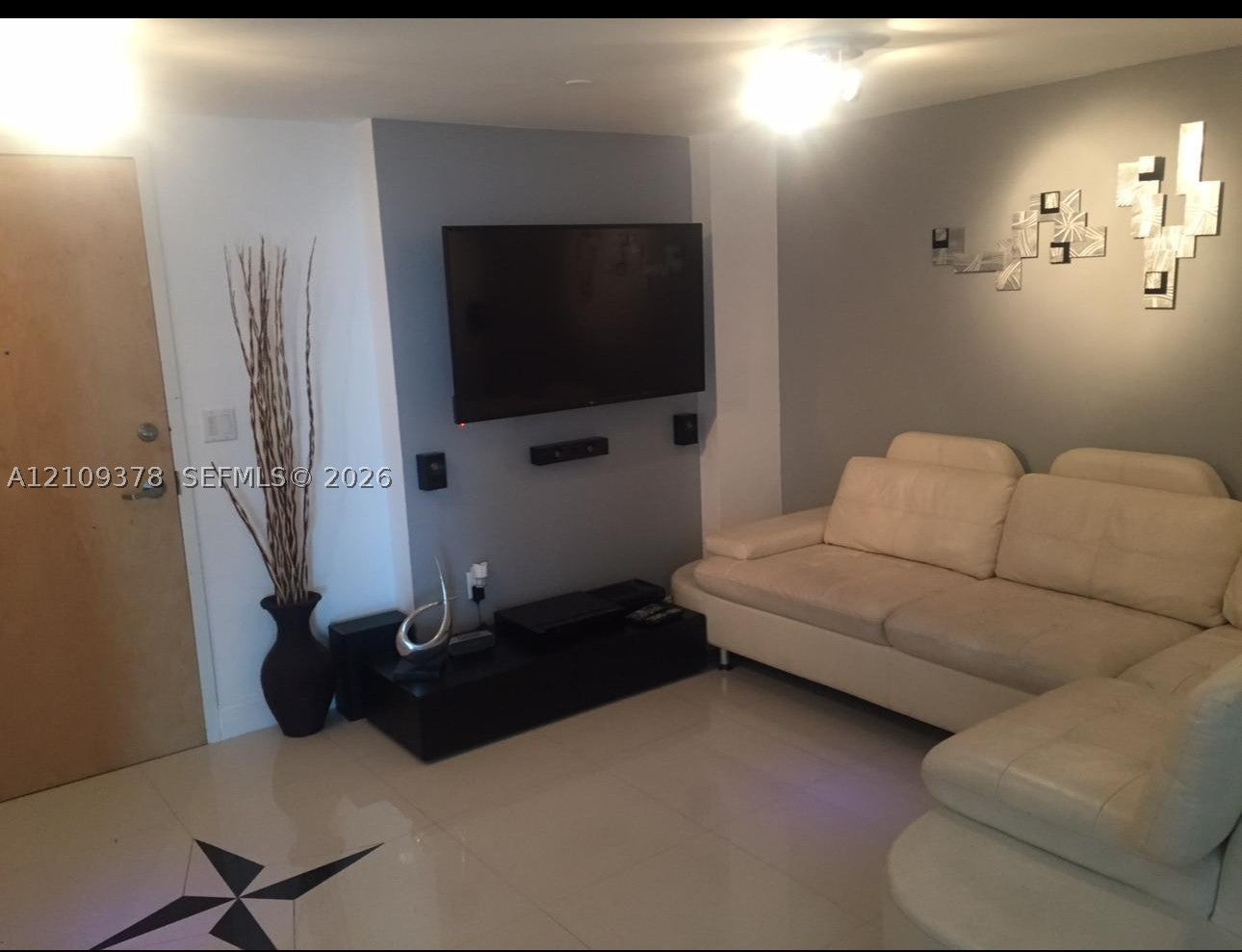 350 S Miami Ave 2207