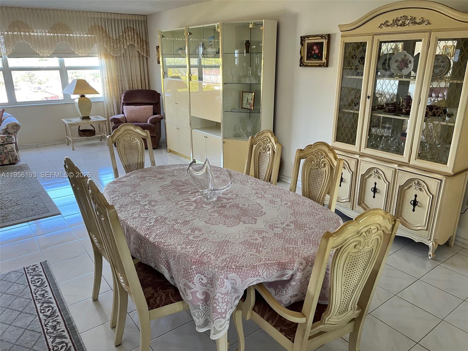 View photos, virtual tours, details... 1720 Jefferson St 410