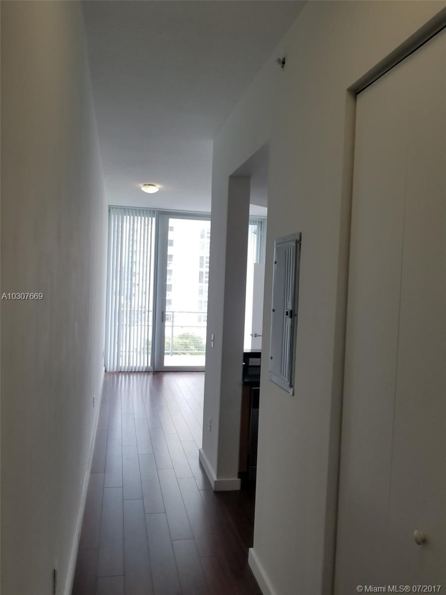 EDGEWATER LOFTS CONDO - Residential Lease