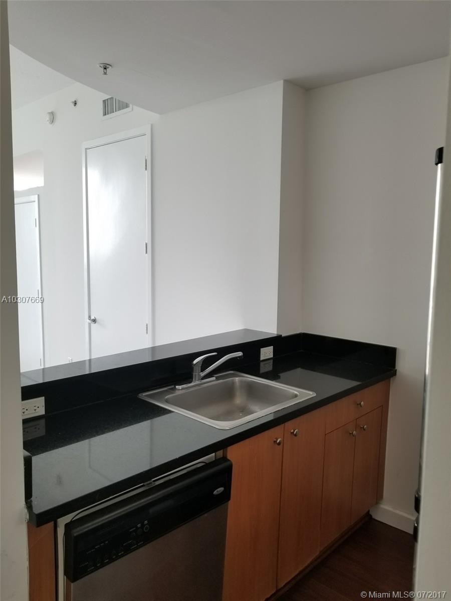 EDGEWATER LOFTS CONDO - Residential Lease