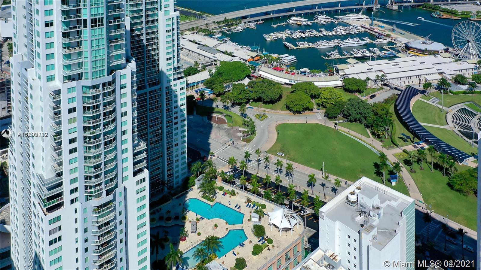 VIZCAYNE SOUTH CONDO - Residential