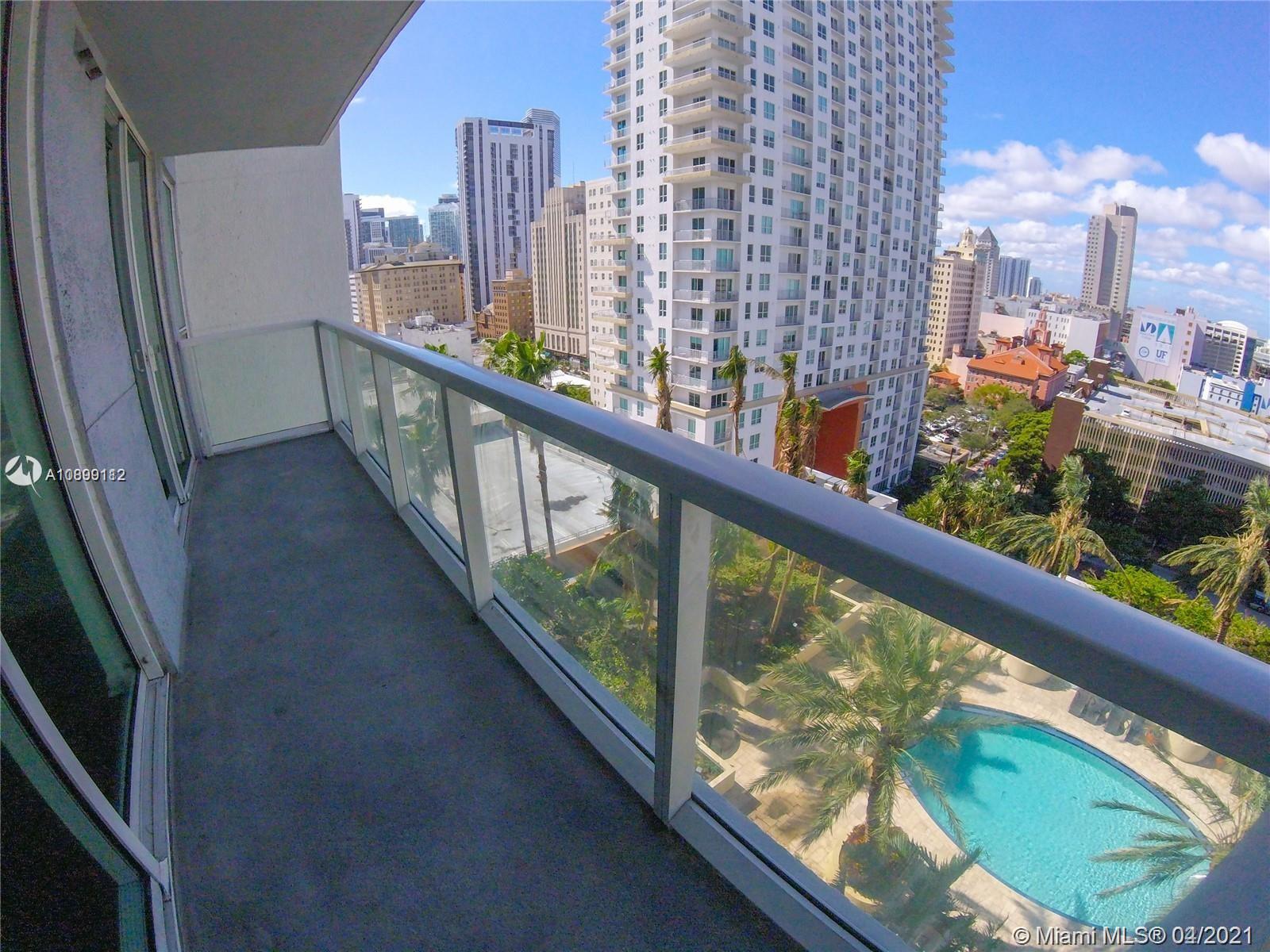 VIZCAYNE SOUTH CONDO - Residential