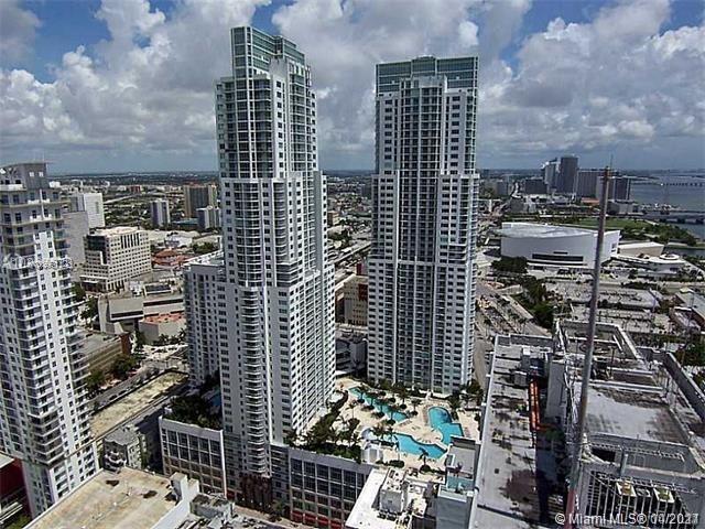 VIZCAYNE SOUTH CONDO - Residential
