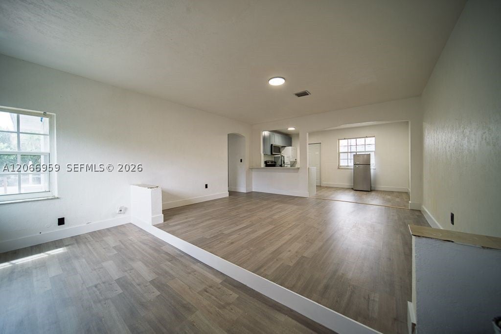 533-535 NE 67th St