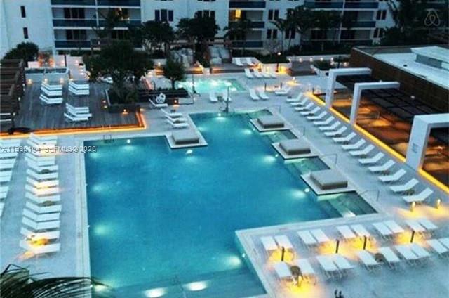 RONEY PALACE - Residential Lease