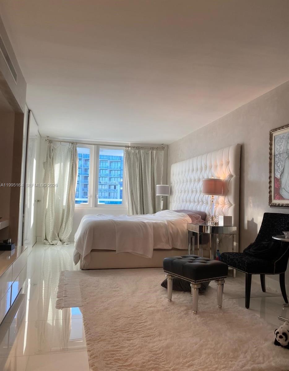 RONEY PALACE - Residential Lease