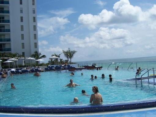 RONEY PALACE - Residential Lease