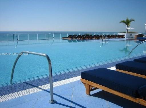 RONEY PALACE - Residential Lease