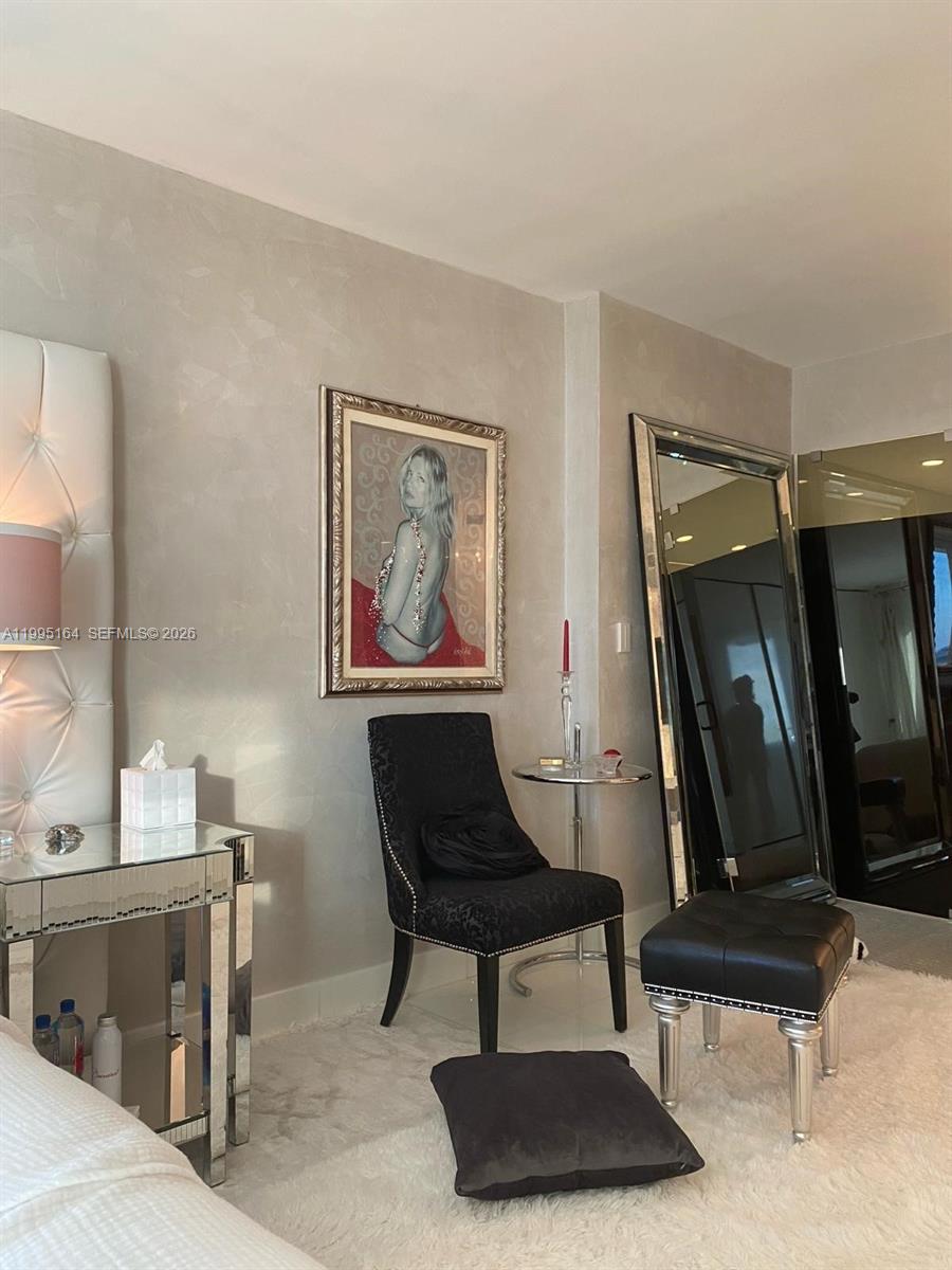 RONEY PALACE - Residential Lease