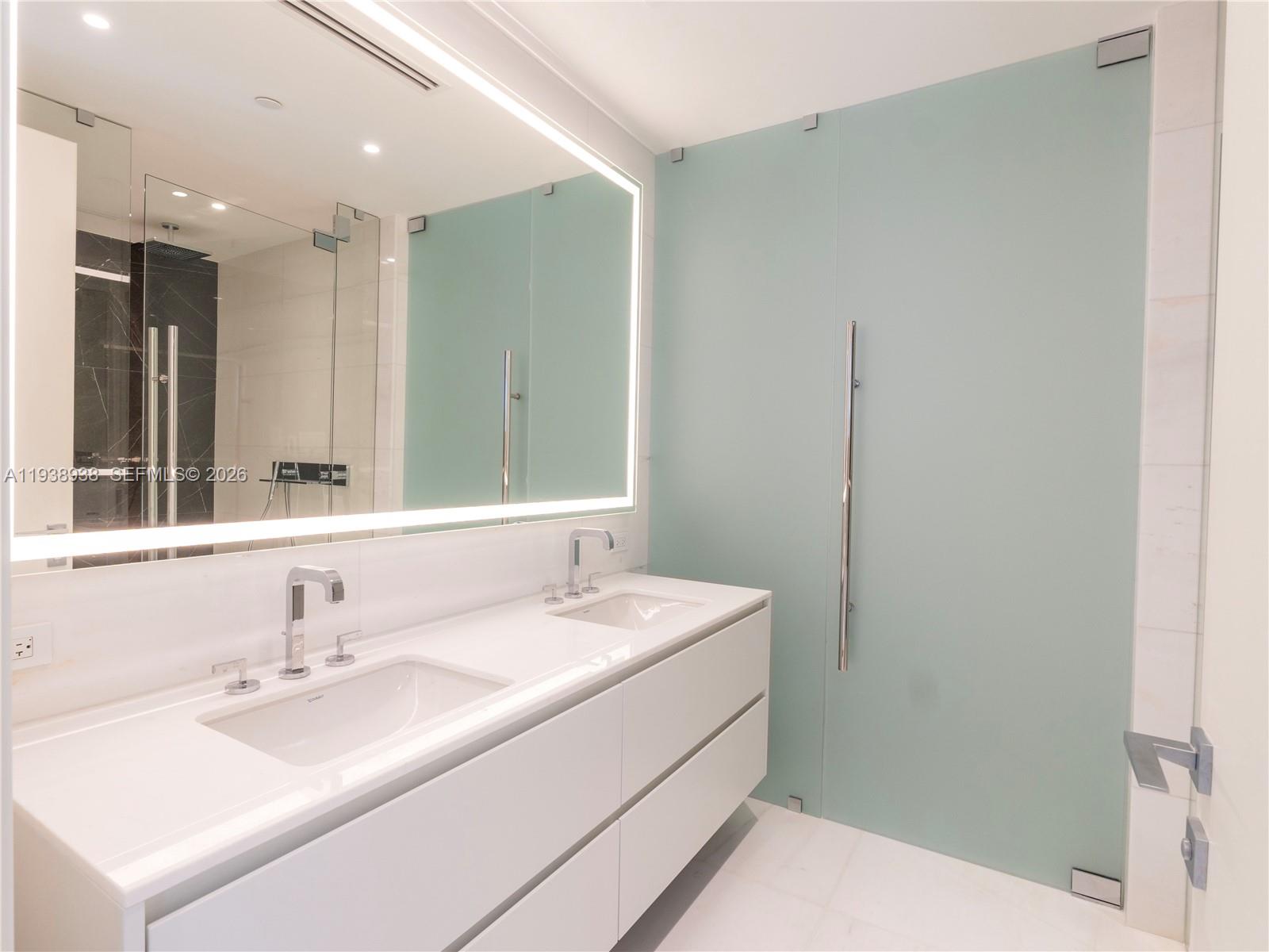 ASTON MARTIN - Residential Lease