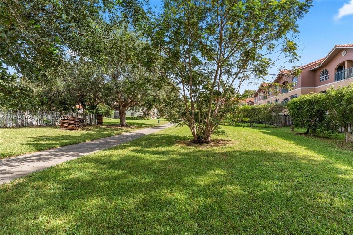 BLOSSOMS AT THE HAMMOCKS - Residential