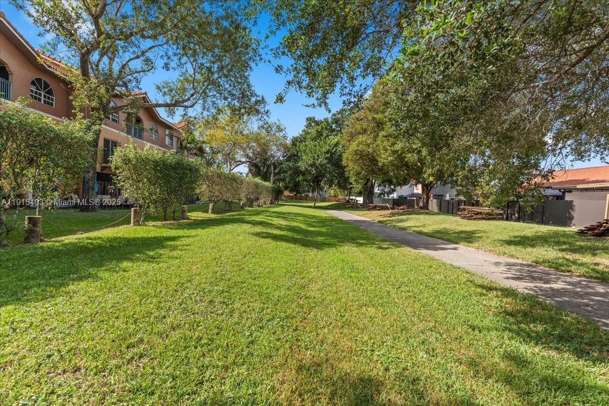BLOSSOMS AT THE HAMMOCKS - Residential