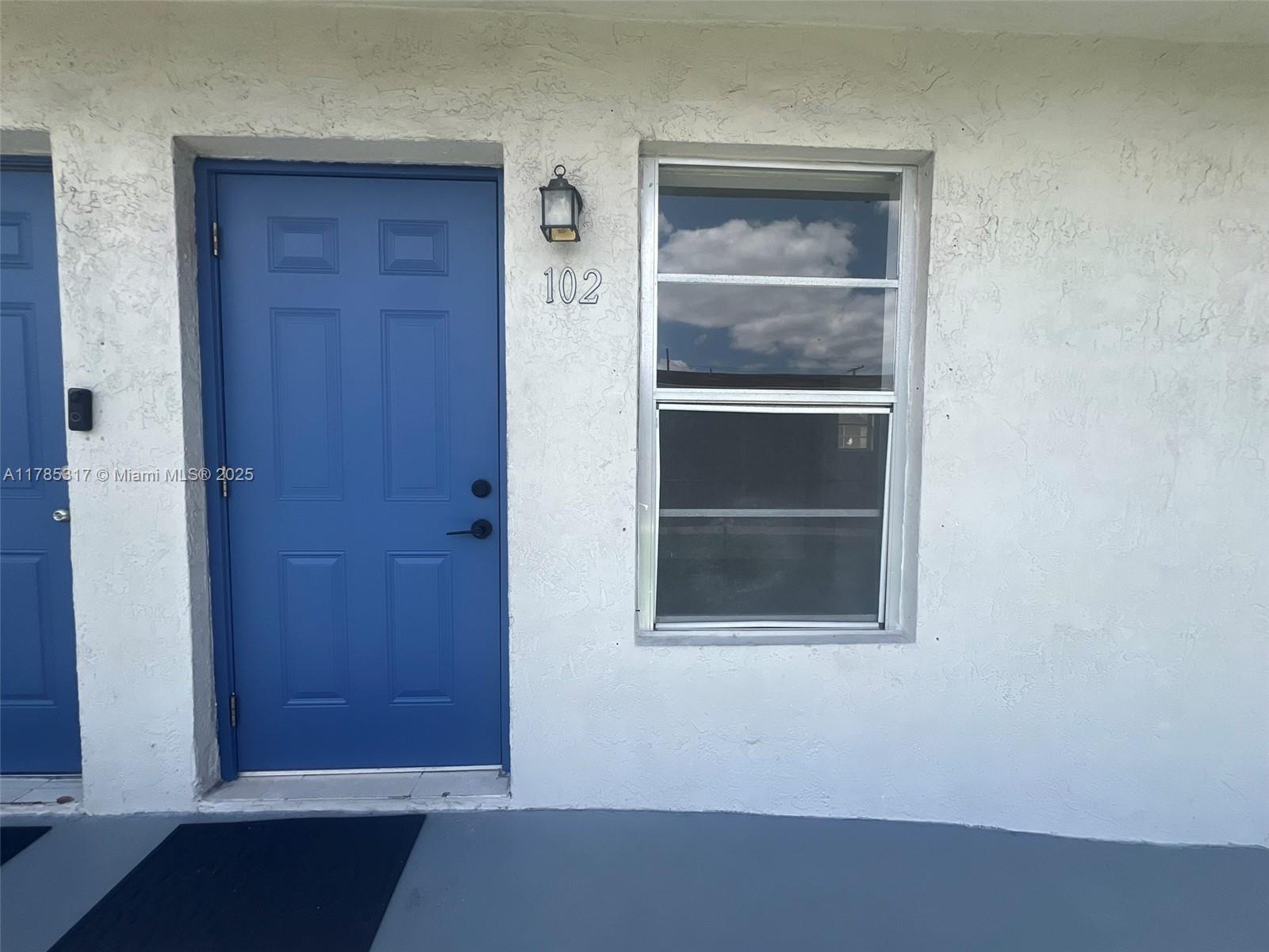 Rental Property at 50 W 31st St 102, Hialeah, Miami-Dade County, Florida - Bedrooms: 2 
Bathrooms: 1  - $2,300 MO.