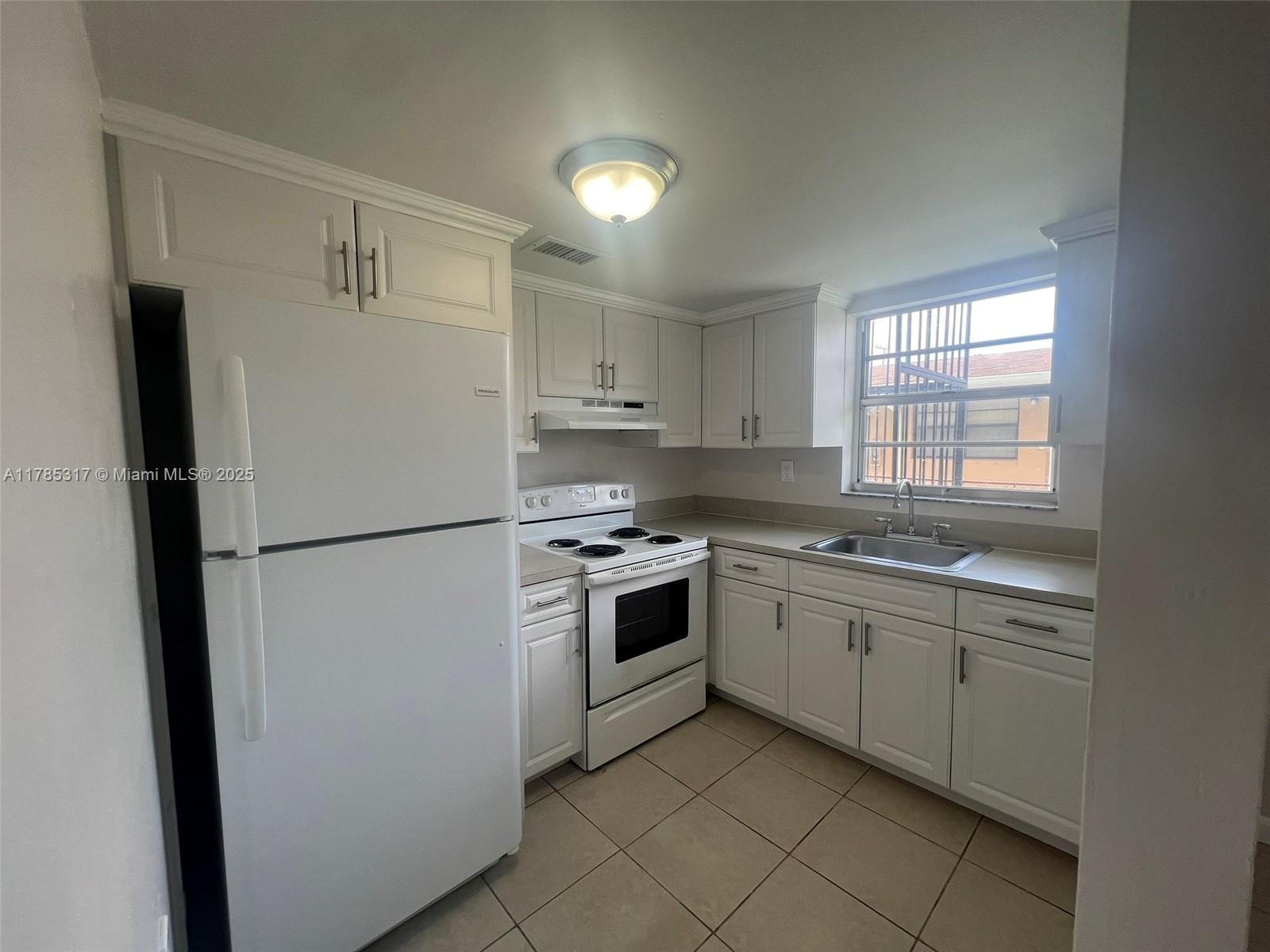 Rental Property at 50 W 31st St 102, Hialeah, Miami-Dade County, Florida - Bedrooms: 2 
Bathrooms: 1  - $2,300 MO.