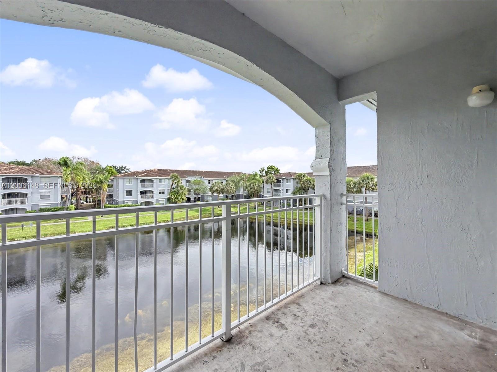 LA VIA CONDO - Residential