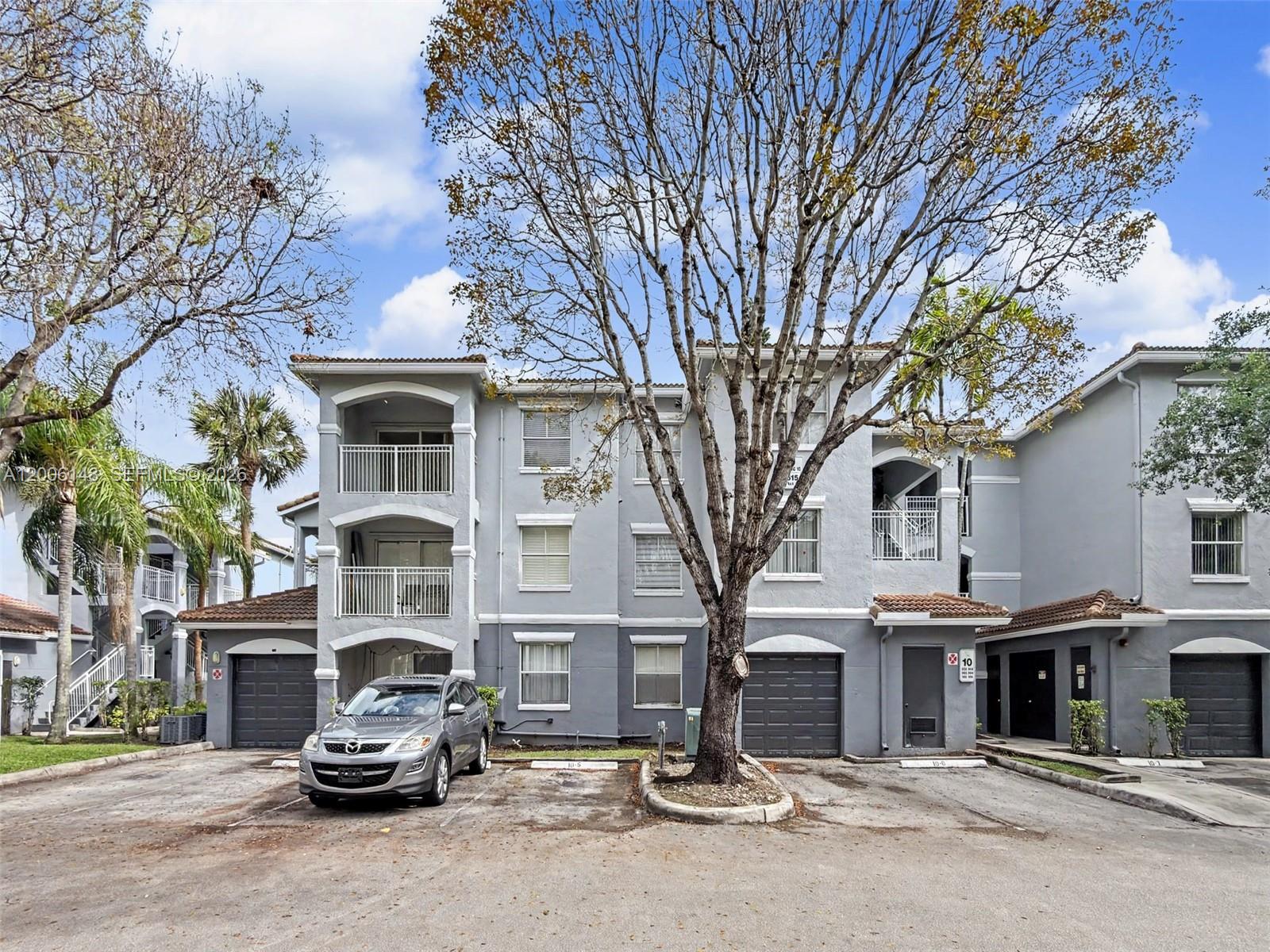 LA VIA CONDO - Residential