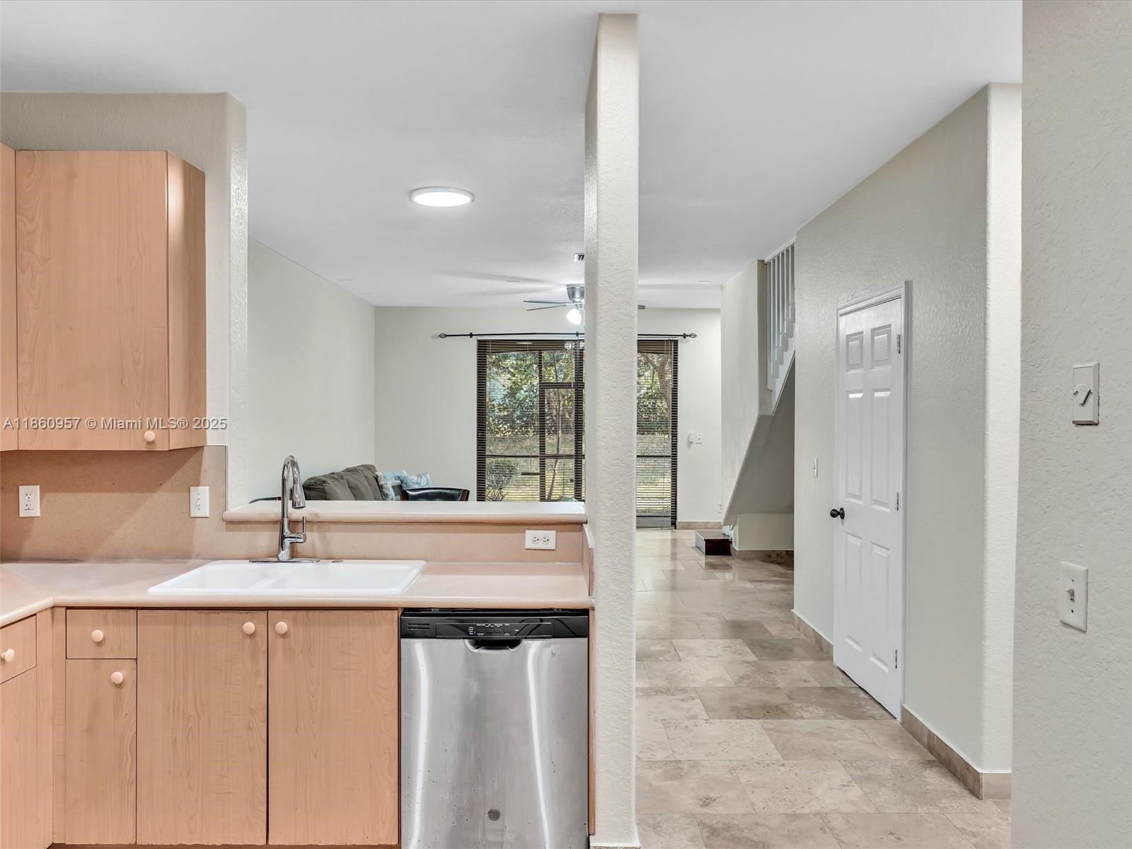 Courtyard at the Grove - Residential