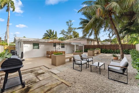 1480 NE 117th St 1480 Miami FL 33161
