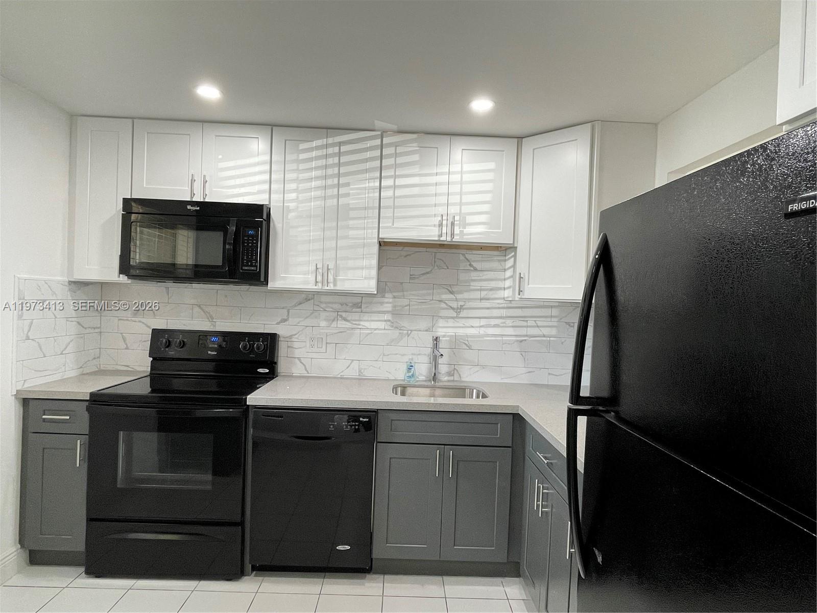 SANDS POINT 4 CONDO - Residential Lease