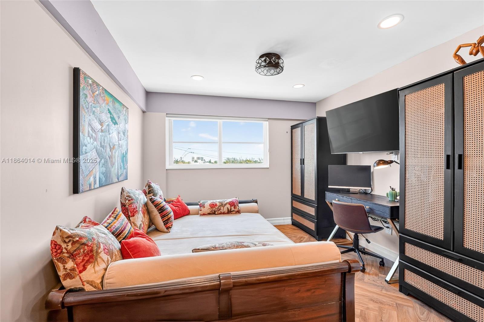 BAYSHORE TERRACE CONDO - Residential