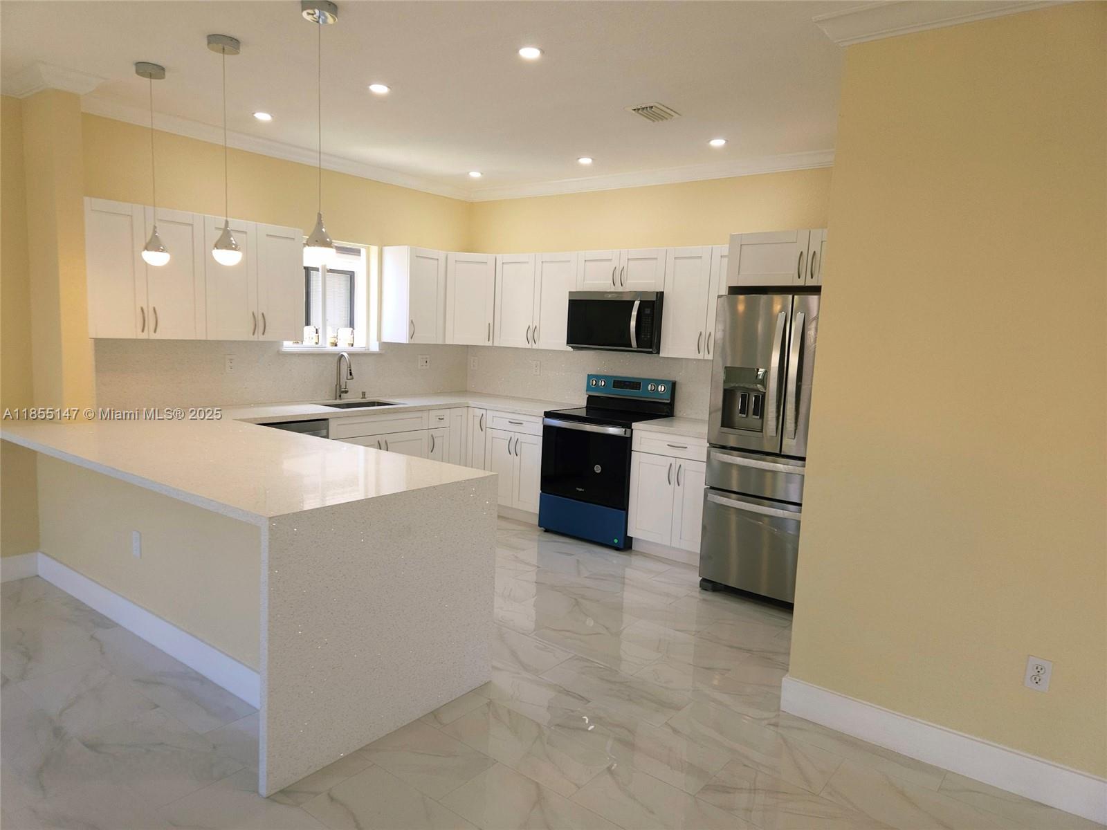 MARBELLA ESTATES - Residential