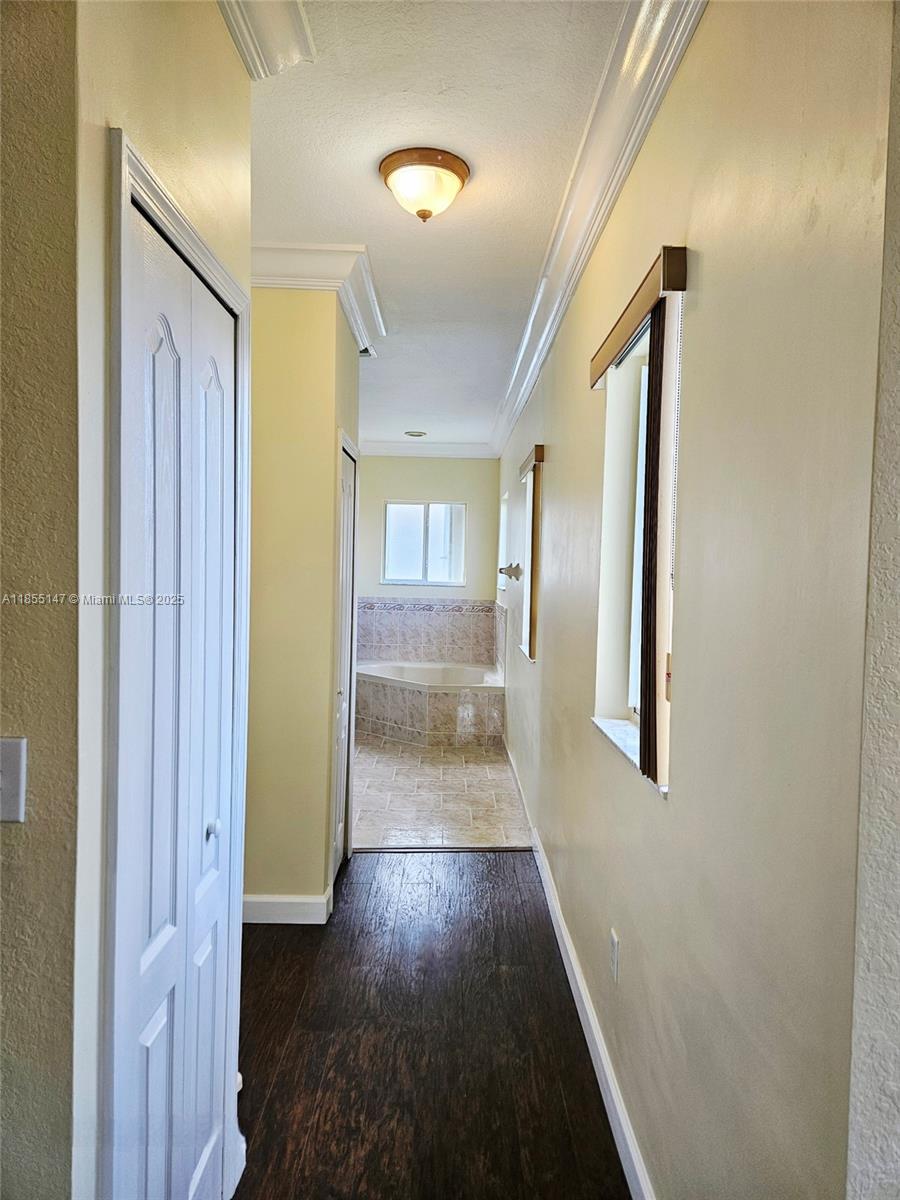 MARBELLA ESTATES - Residential