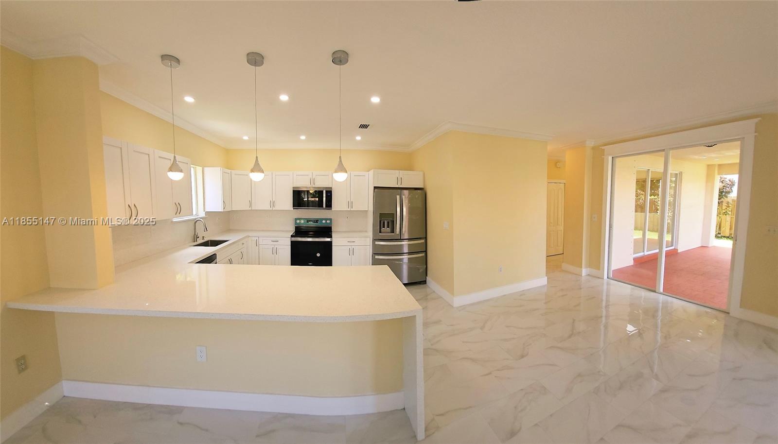 MARBELLA ESTATES - Residential