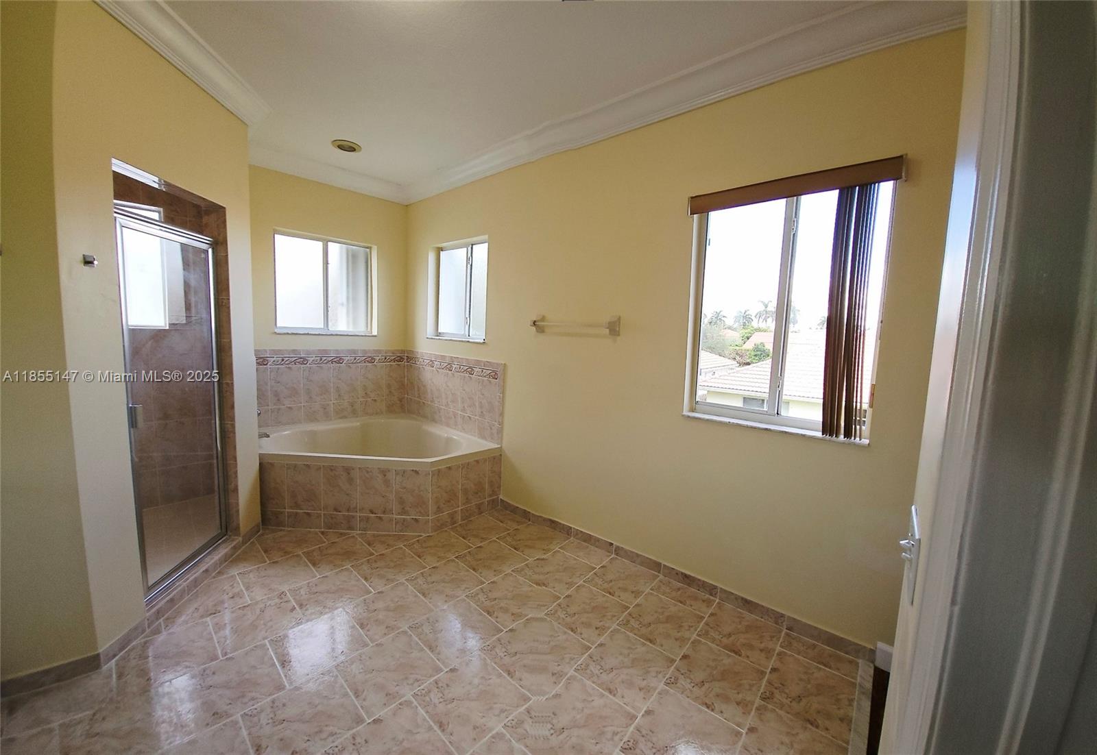 MARBELLA ESTATES - Residential