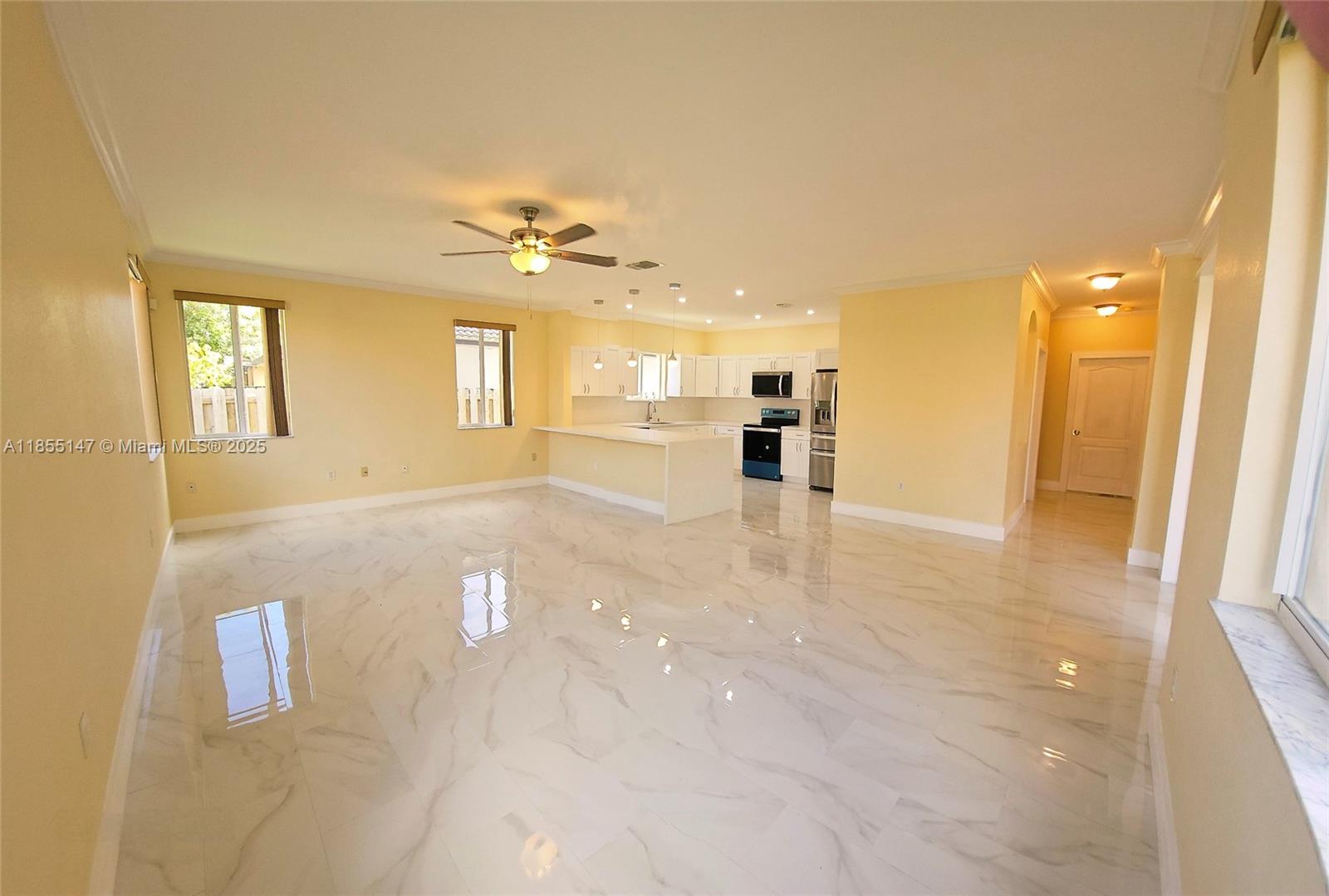 MARBELLA ESTATES - Residential