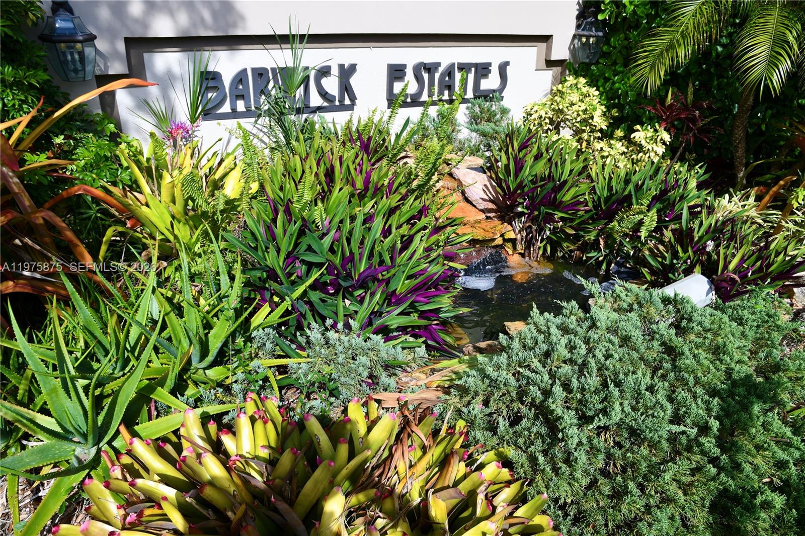 1335 E Barwick Ranch Cir