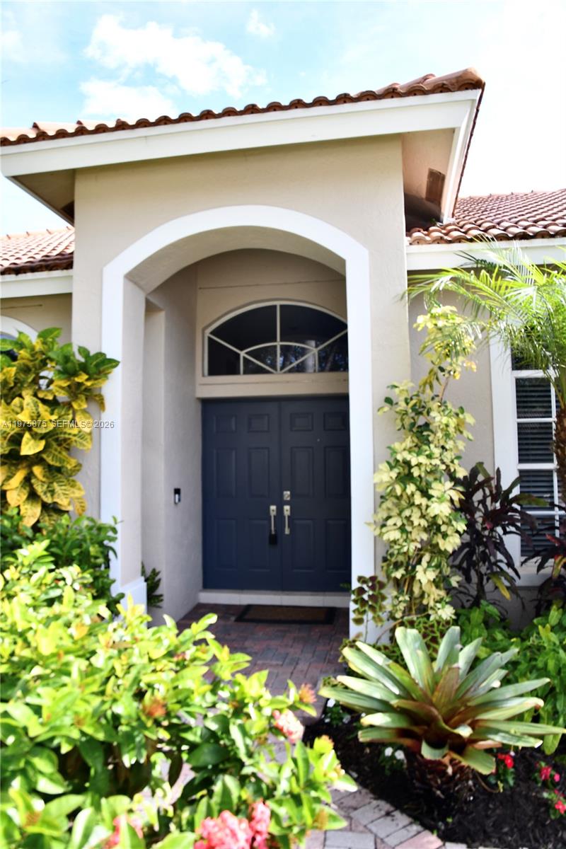 1335 E Barwick Ranch Cir