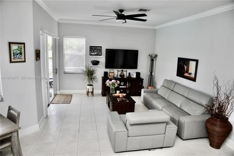 Tiny photo for 1335 E Barwick Ranch Cir, Delray Beach, FL 33445 (MLS # A11975875)