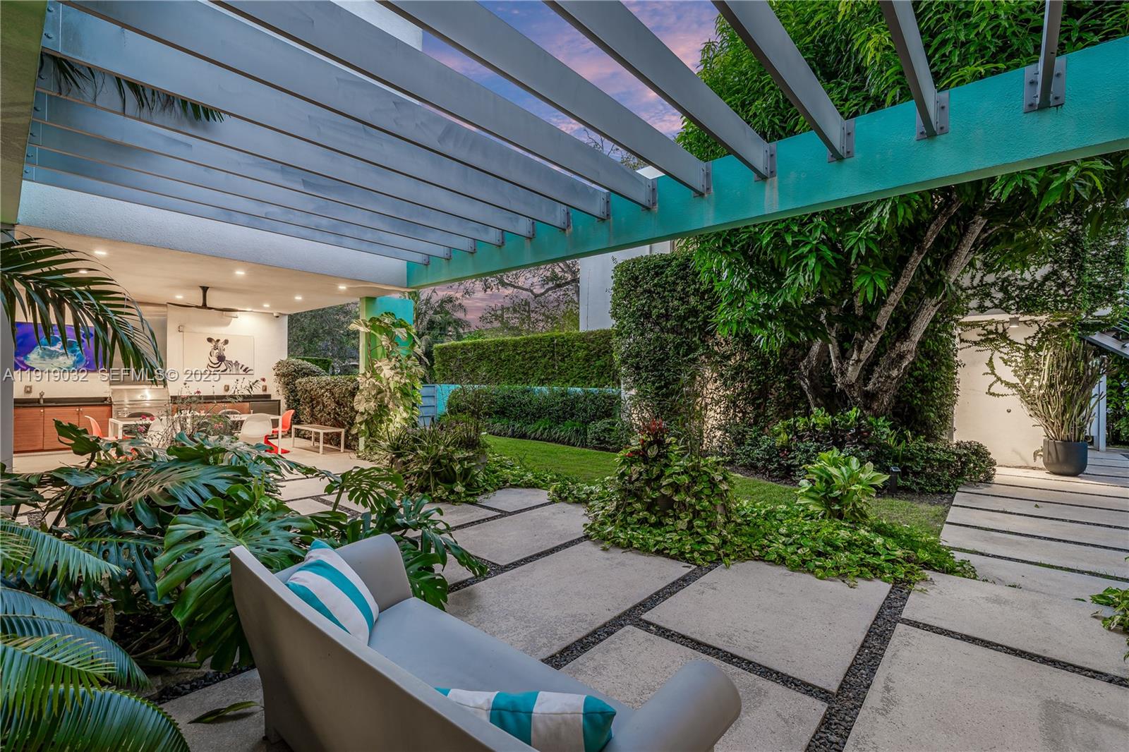 6491 SNAPPER CREEK COURT - Residential