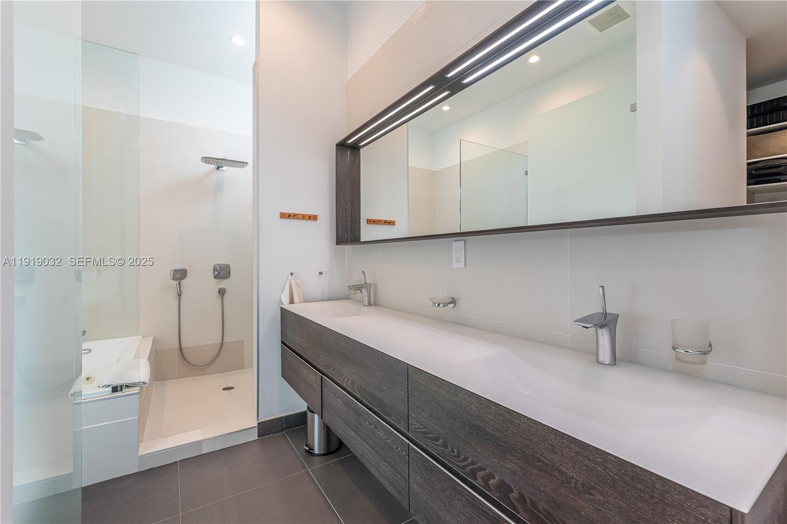 6491 SNAPPER CREEK COURT - Residential