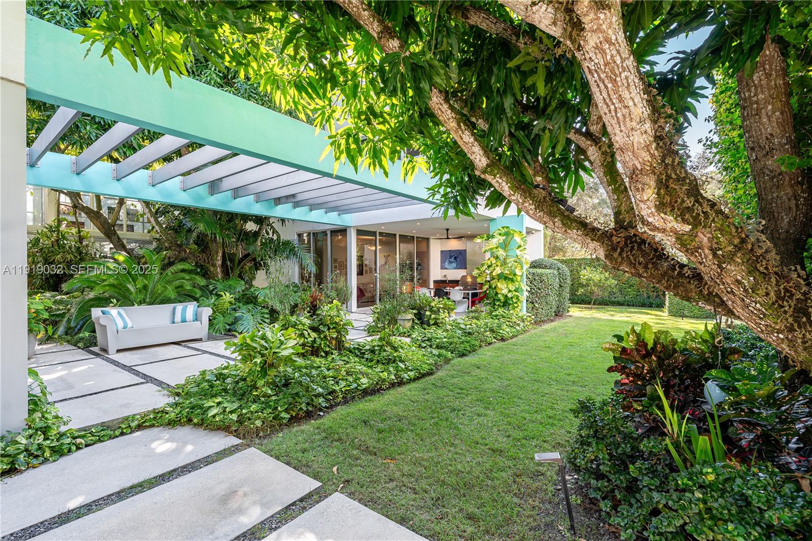 6491 SNAPPER CREEK COURT - Residential