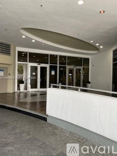 1750 N Bayshore Dr 1601