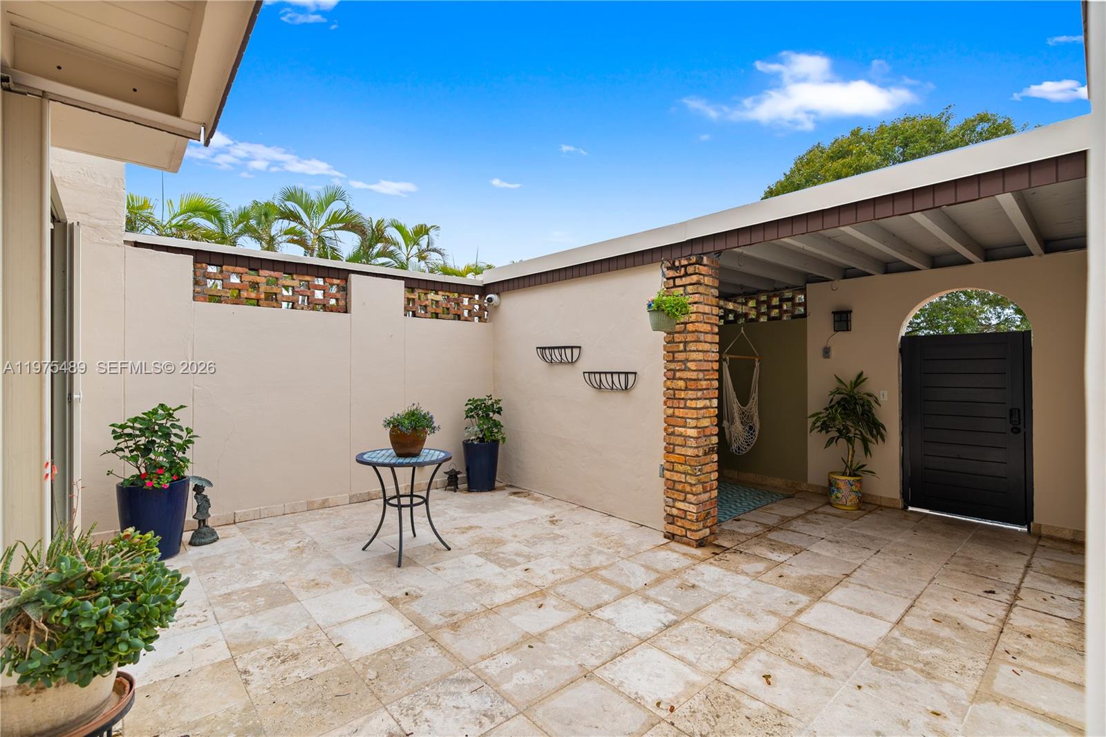 MIAMI LAKES LAKE MARTHA S - Residential