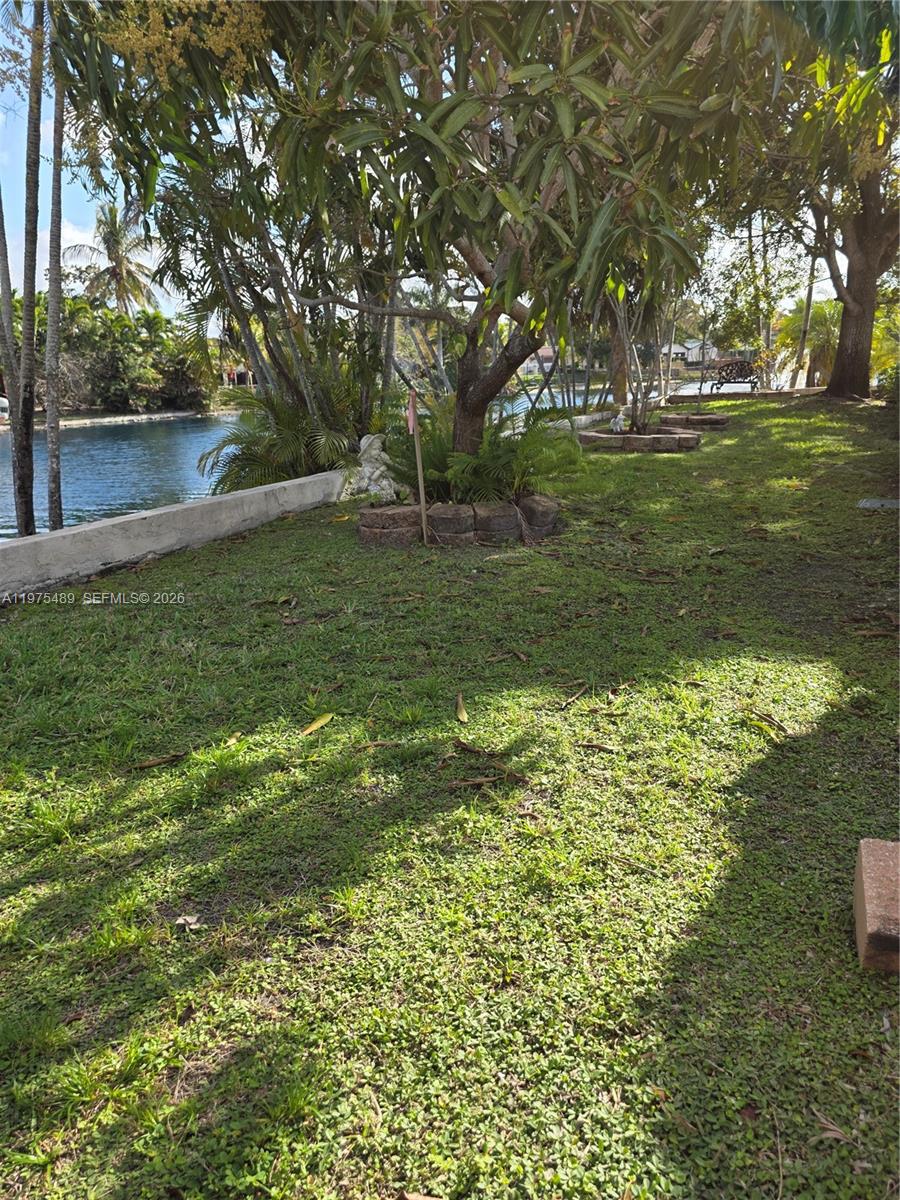 MIAMI LAKES LAKE MARTHA S - Residential