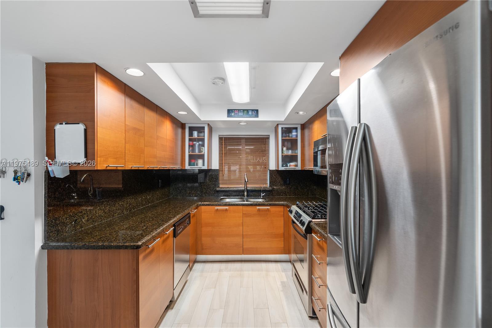 MIAMI LAKES LAKE MARTHA S - Residential