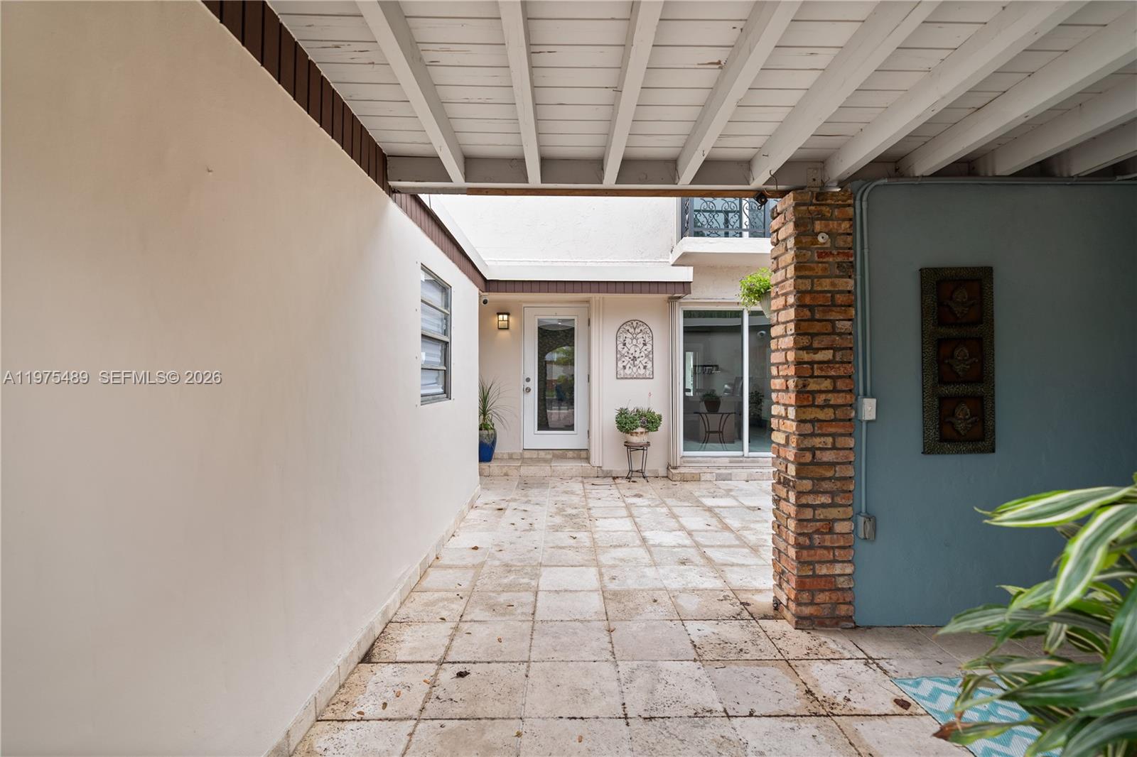 MIAMI LAKES LAKE MARTHA S - Residential